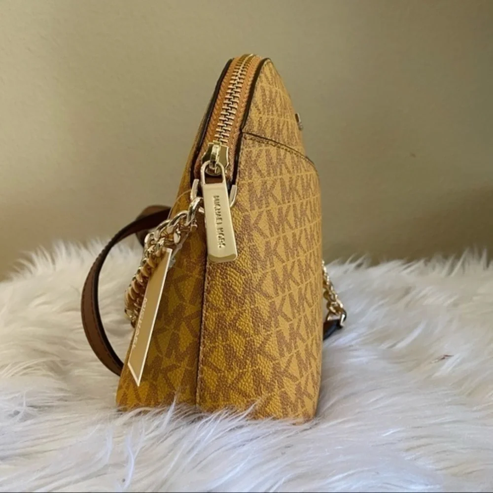 New Michael Kors Jet Set Travel Medium Logo Dome Crossbody Bag - Picture 10 of 13